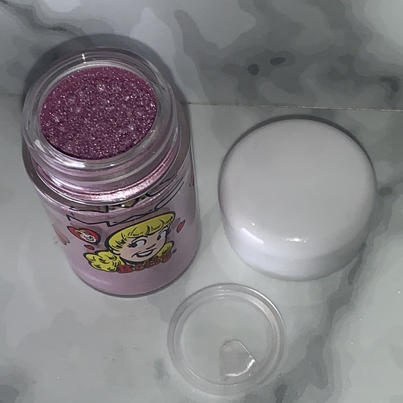 Cheers My Dear Mac x Archie’s Girls Betty Pigment - Picture 6 of 16